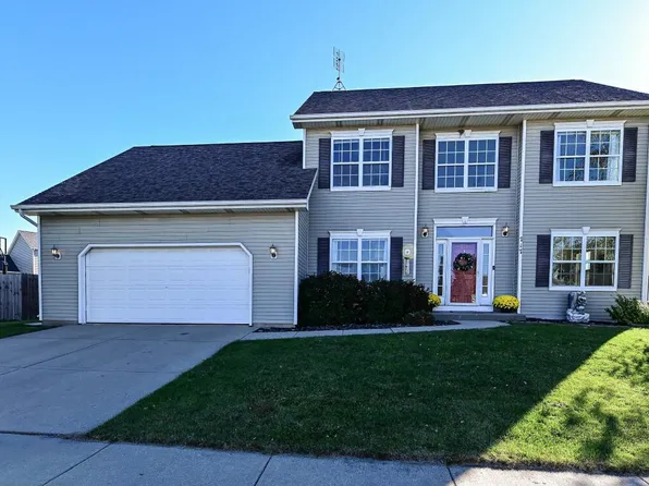 717 South Woodpine DRIVE, Elkhorn, WI 53121