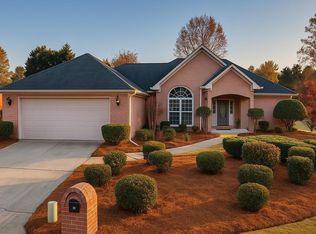 111 Raintree Dr, Warner Robins, GA 31088