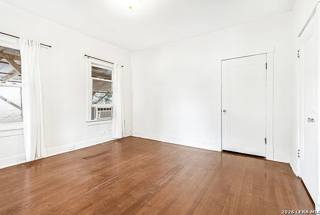 1434 Hicks Ave — Photo 14