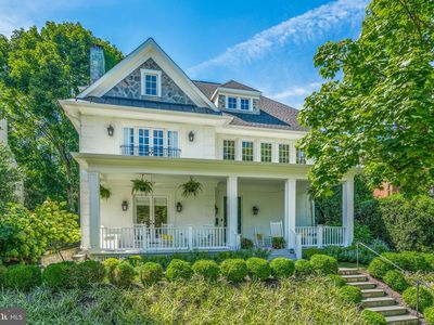 3816 49th St NW, Washington, DC, 20016