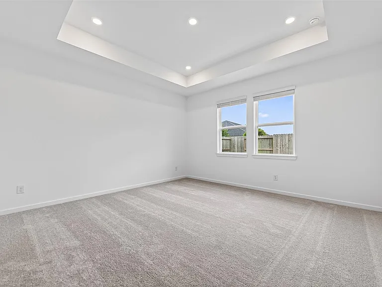 1110 Sky Rocket Ln — Photo 19