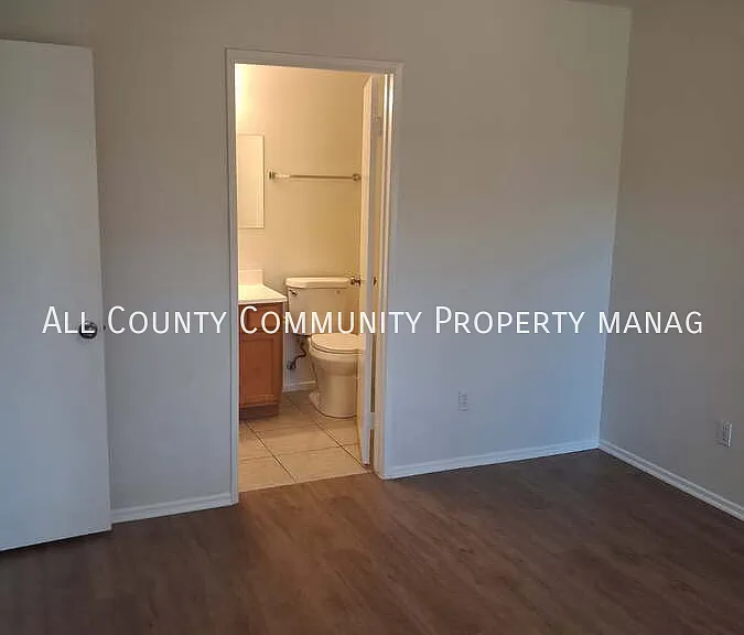 58439 Palisade Dr #B — Photo 20