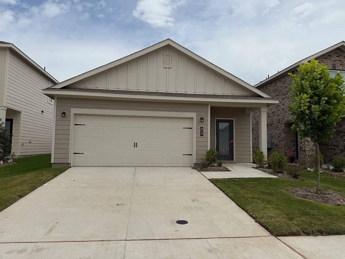 Building Photo - 609 Merced River Ln