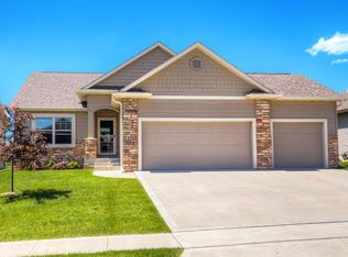 14315 Goodman Dr, Urbandale, IA 50323
