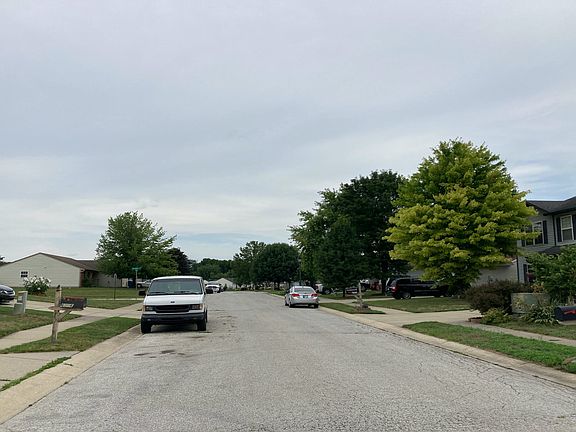 4th image of 6210 Longmeadow Dr