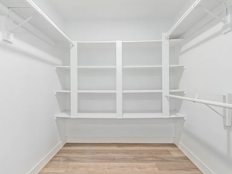 1845 E Julie Dr — Photo 30