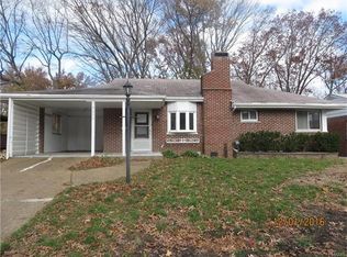 8639 Belcrest Ln, Saint Louis, MO 63114