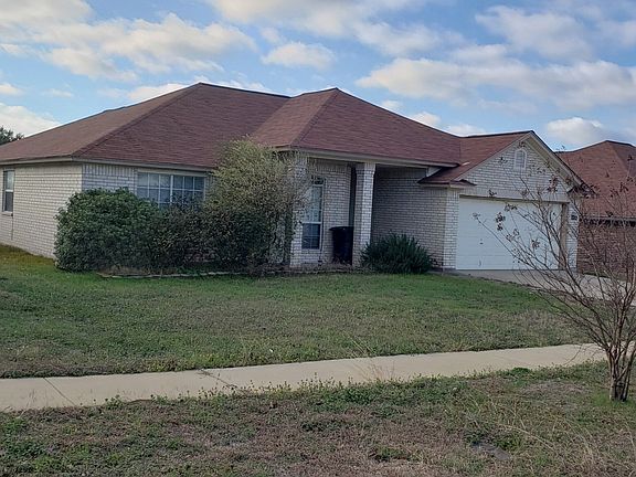 3rd image of 4408 Twin Oaks Cir