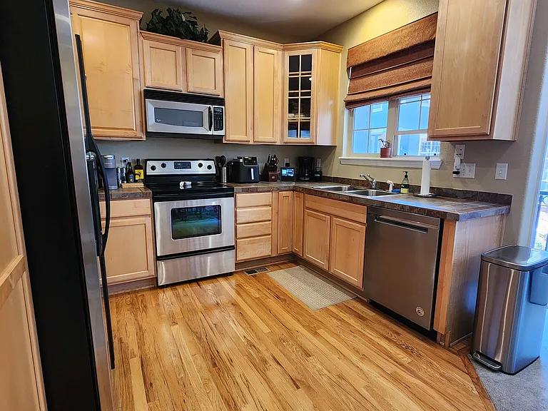 9138 Kornbrust Dr — Photo 9