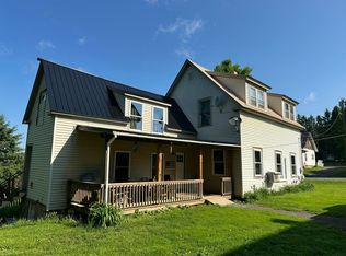 24 Smyrna St, Houlton, ME 04730