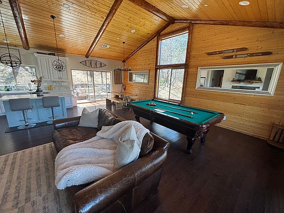 2nd image of 1209 Minton Dr