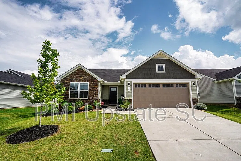 215 Bending Branch Rd