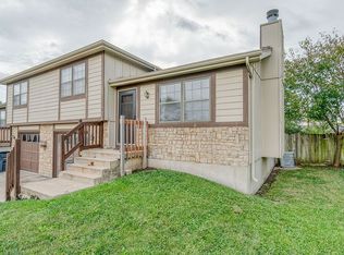 1715 W Prairie St, Olathe, KS 66061