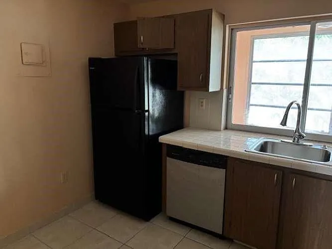9401 Lime Bay Blvd #305 — Photo 22