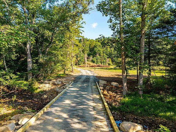 2nd image of PARCEL Alum Springs Rd #B