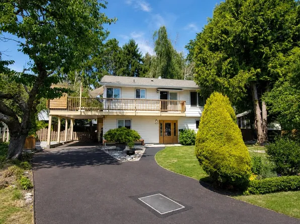 4551 47th St, Delta, BC V4K 2N5