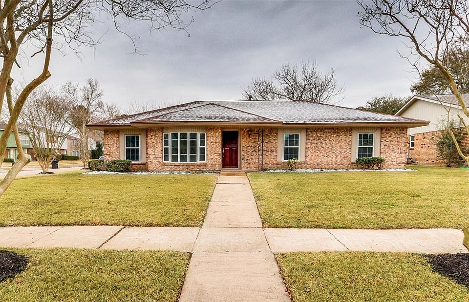 1st image of 5803 Silver Forest Dr