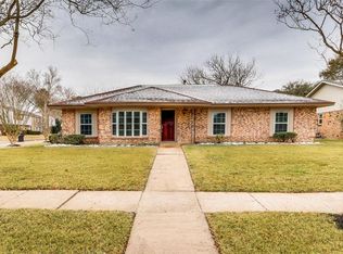 5803 Silver Forest Dr, Houston, TX 77092