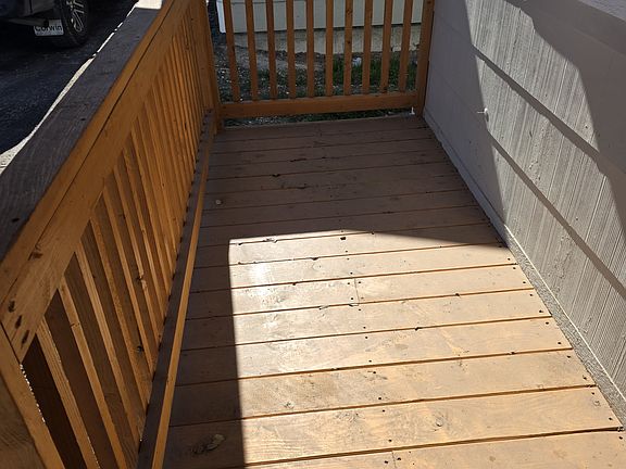 3rd image of 111 E Simplot Blvd Unit 5