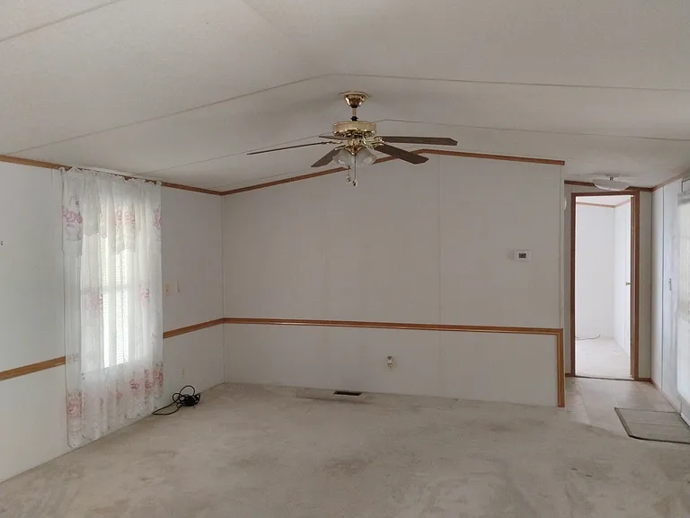 400 FM 3168 — Photo 2