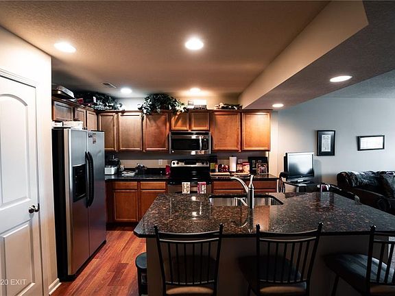 2nd image of 5819 Marble Cir
