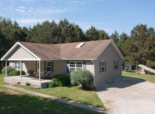 21583 Houk Ave, Lincoln, MO 65338