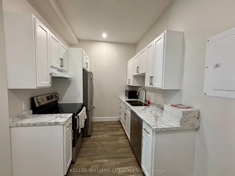 537 Talbot St #6 — Photo 10