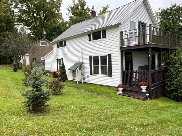 443 Lansing St, Sterling, NY 13156