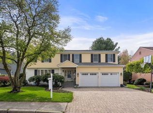 26 William St, Needham, MA 02494