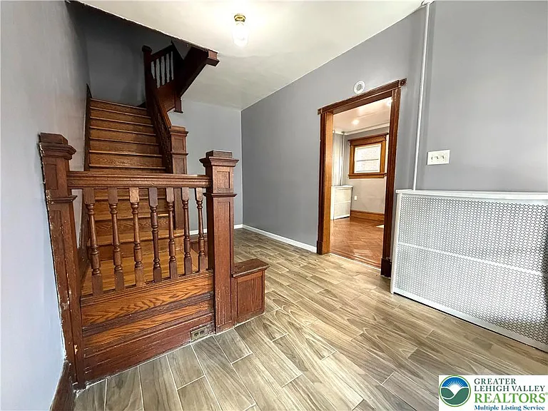 216 S 14th St — Photo 2