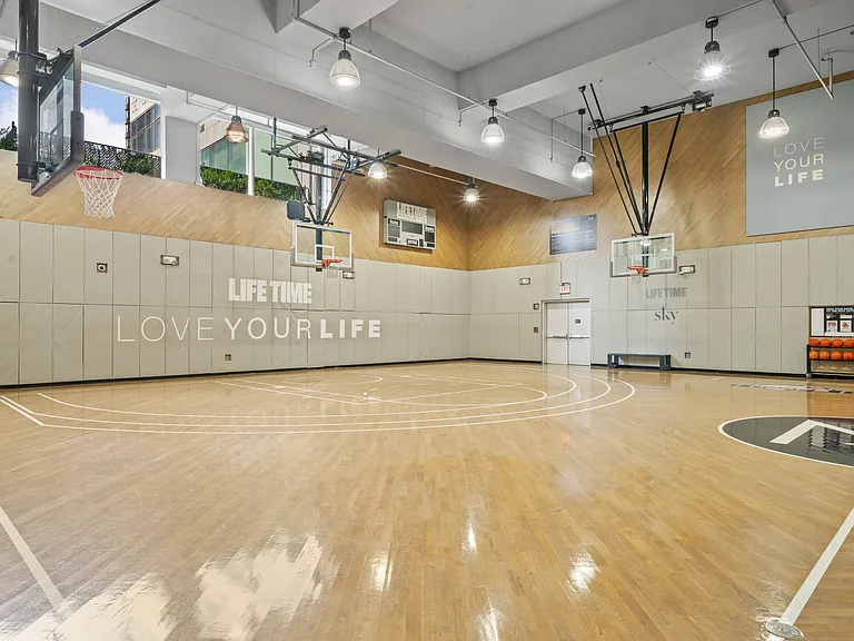 605 W 42nd St #54M — Photo 17