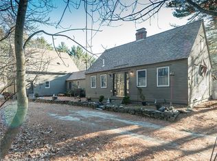 16 Charles Hill Rd, Kittery Point, ME 03905