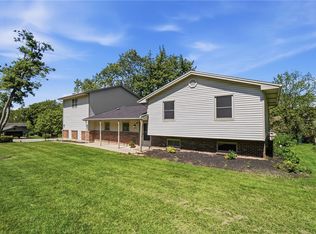 6195 Millbank Dr, Dayton, OH 45459