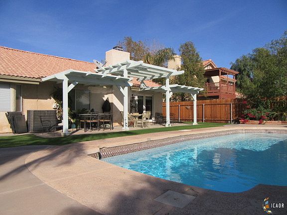 5th image of 2443 Sandalwood Dr