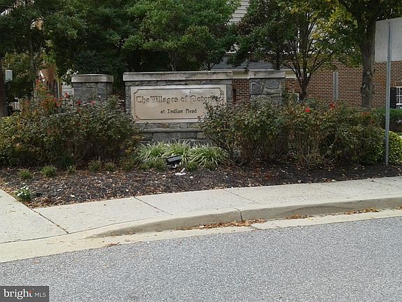 2nd image of 325 Munahan Cir Unit A