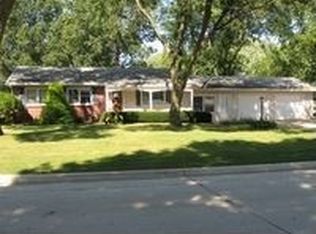3501 Dallas Dr, Cedar Falls, IA 50613