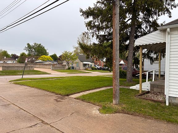 3rd image of 26 W Browning Ave