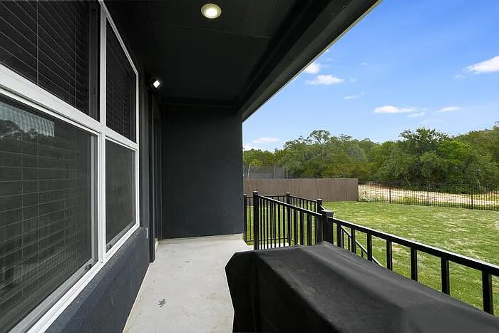 2108 Golden Grain Ln — Photo 24