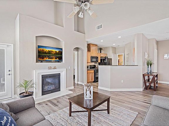 3rd image of 5596 Tares Cir #5596