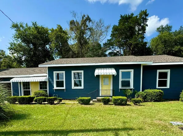 217 W Dale St, Columbia, MS 39429