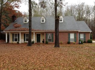 111 Laura Lake Rd, Vicksburg, MS 39180