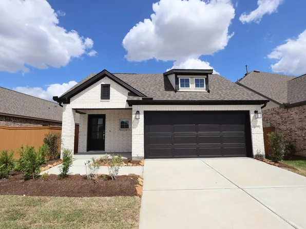 8122 Kay Harbor Dr, Cypress, TX 77433