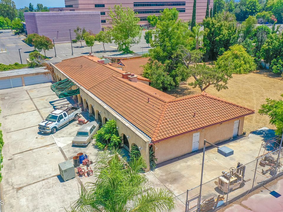 1st image of 1638 Delta Ave