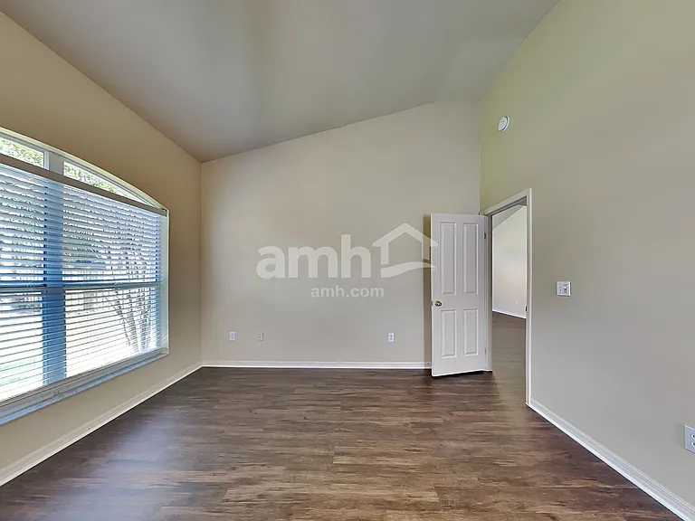 11803 Easthampton Dr — Photo 9