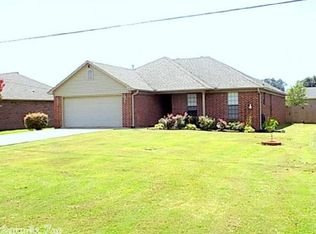 63-01 E Main St, Greenbrier, AR 72058