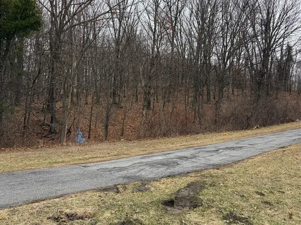 3748 US Highway 9W, Highland, NY 12528