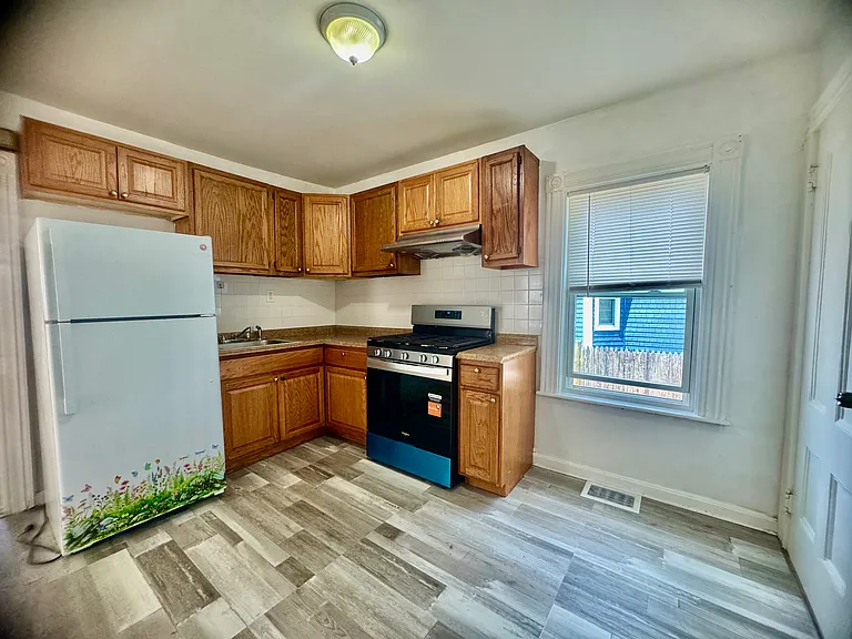 68 Farrington St #1 — Photo 19