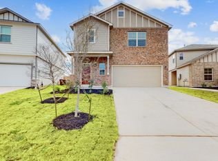 13610 Crossbow Rdg, Von Ormy, TX 78073