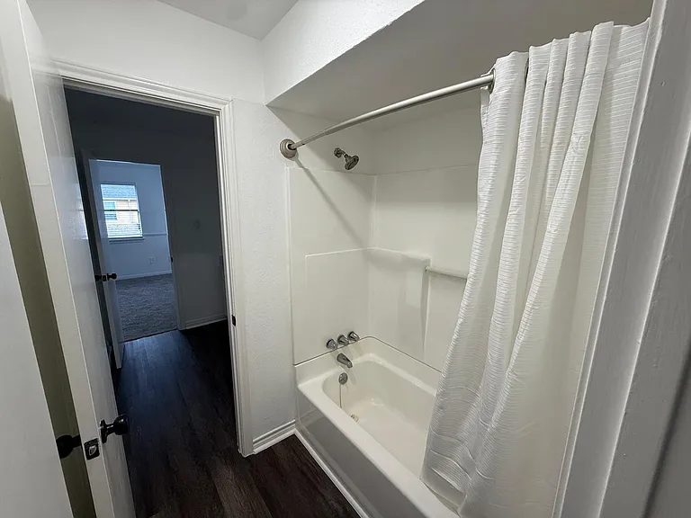 4731 N Cashel Cir — Photo 11