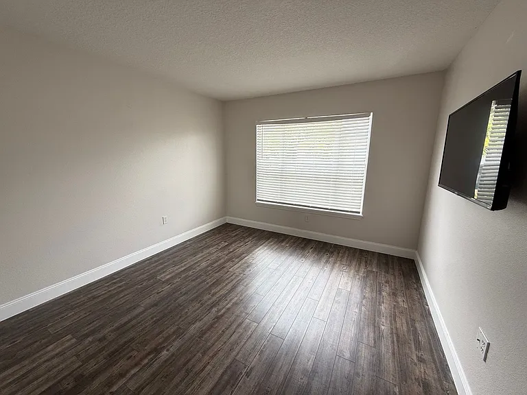 8844 Grand Palms Cir — Photo 19